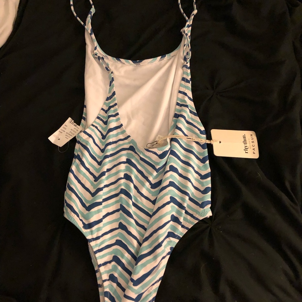 NWOT one piece bathing suit